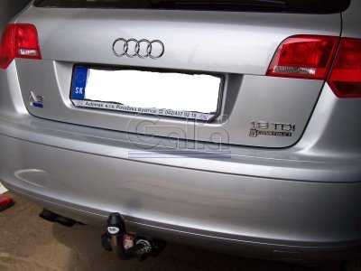 Tažné zařízení Audi A3 Sportback 2008-2013 (8PA), pevné, Galia