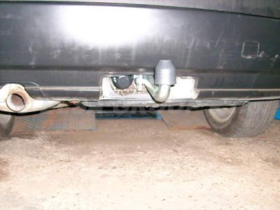 Tažné zařízení BMW X3 2004-2010 (E83) , pevný čep 2 šrouby, Galia