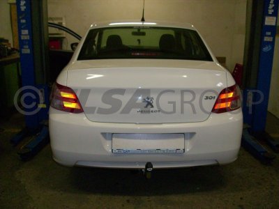 Tažné zařízení Citroen C-Elysée / Peugeot 301 - pevné, od 2012