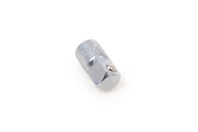 Redukce 1/4" vnitřní na 3/8" vnější - JONNESWAY S16H1438