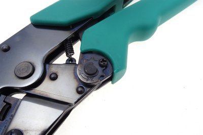 Kleště na krimpování izolovaných elektrických konektorů 0.5 - 6 mm - JONNESWAY V1311A