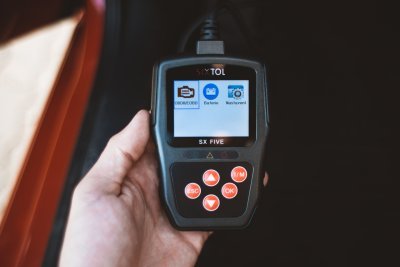 Autodiagnostika SX FIVE univerzální OBDII, čeština a slovenština - SIXTOL