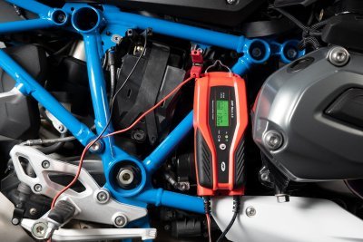 Nabíječka autobaterií 12V, 1-4 A, 4-120 Ah - JMP Skan 4.0