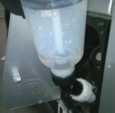 Trychtýř pro plnění AdBlue zahnutý 45 stupňů, se stupnicí, plast - ASTA