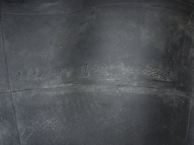 Duše 11.2/12.4-24 TR218A