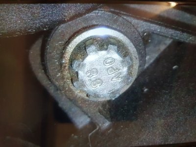 Hlavice - klíč na skříň turbodmychadla motoru 1,6 diesel Opel, Nissan, Renault - BGS 70949