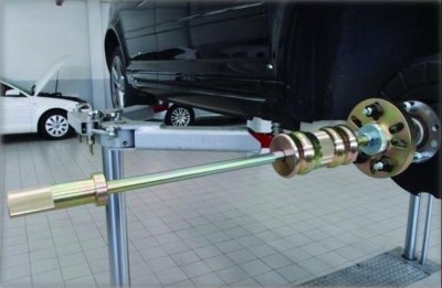 Stahovák s reverzním kladivem na náboje, poloosy a bubny - QUATROS QS11240