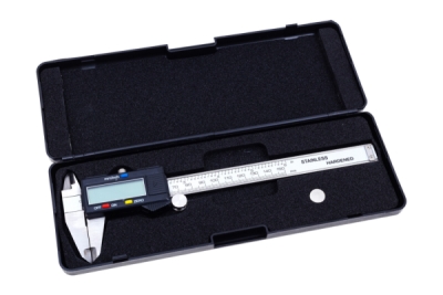 Elektronické posuvné měřidlo (tzv. šuplera), 0-150 mm x 0,01 mm - QUATROS QS15506