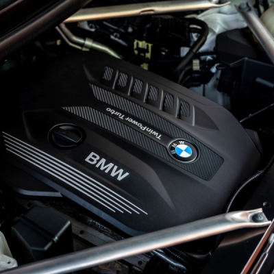 Auto Finesse Eradicate Engine Degreaser, 1L - Čistič motorového prostoru