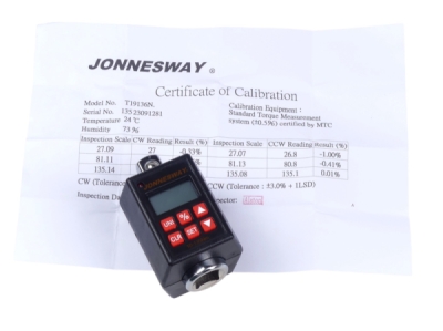 Elektronický momentový adaptér 1/2", 10 - 135 Nm - JONNESWAY T19136N