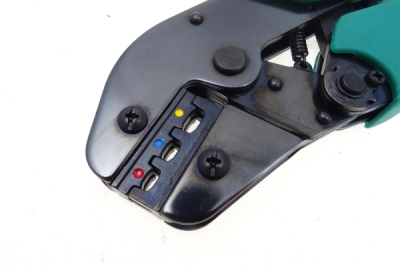 Kleště na krimpování izolovaných elektrických konektorů 0.5 - 6 mm - JONNESWAY V1311A