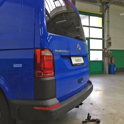Tažné zařízení Volkswagen Transporter/Multivan 2009-2015 (T5) , odnímatelný BMA, BRINK