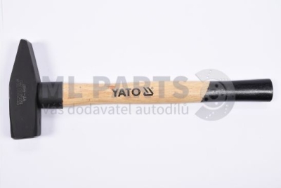 Kladivo 800 g YATO YT-4497