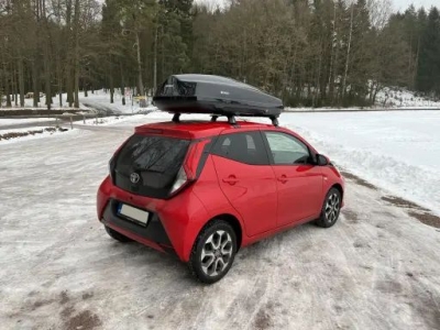 Střešní box ARCA 430B, lesklá černá, FIRRAK