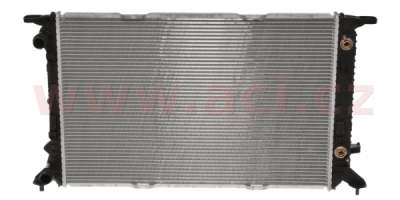chladič 1.8i FSi/TFSi (+AUT±AC), 2.0TFSi (+AUT±AC), 2.0TDi (+AUT±AC) [720*475*26]