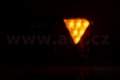 zadní světlo LED 200x130 mm, intergrovaný kontrolbox, 5 PIN BAJONET, P