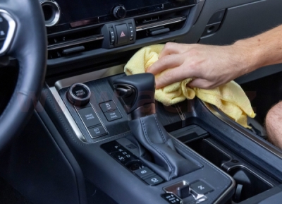 Meguiar's Paint, Dash & Glass Inside Out Detailer - čistič interiérových a exteriérových povrchů, 710 ml