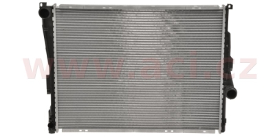 chladič 2.0i 24V, 2.3i R6 24V (+AUT±AC), 2.8i R6 12V (+AUT±AC), 2.0D 16V (+AUT+AC) [580*450*30]