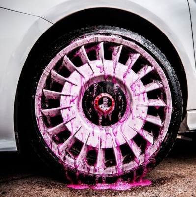Dr. Wack gelový čistič ráfků kol s reakcí se železitými kontaminanty HIGH END Wheel Cleaner 750 ml