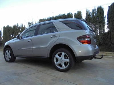 Tažné zařízení Mercedes Benz GLE SUV 2015-2019 (W166), vertikální, Aragon