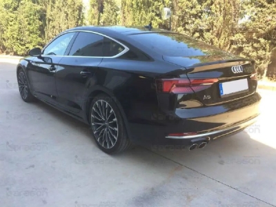 Tažné zařízení Audi A5 Sportback 2017- (F5A), vertikální, Aragon