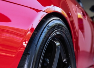 MEGUIAR'S keramická ochrana a lesk na pneumatiky Hybrid Ceramic Tire Shine 473 ml