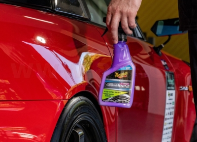 MEGUIAR'S keramická ochrana a lesk na pneumatiky Hybrid Ceramic Tire Shine 473 ml