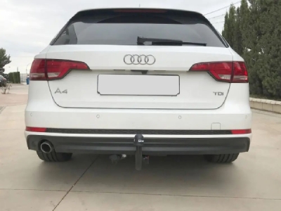 Tažné zařízení Audi A4 Avant (kombi) 2023/08-, vertikální, Aragon