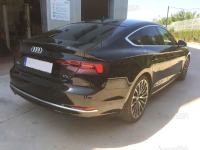 Tažné zařízení Audi A5 Coupé 2023/08-, vertikální, Aragon