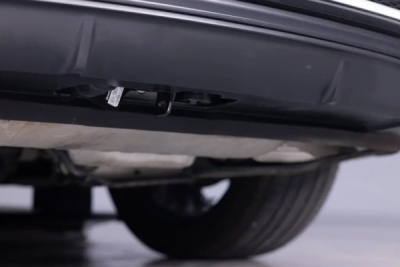 Tažné zařízení Audi Q7 2023/08- , vertikální, Aragon