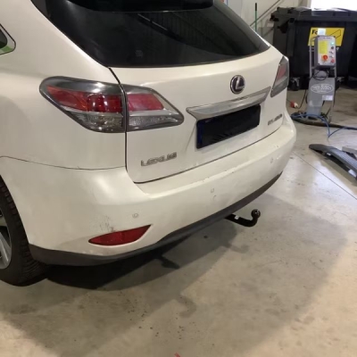 Tažné zařízení LEXUS RX 350, RX 450H (GYL) 09-, vertikal