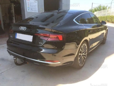 Tažné zařízení Audi A4 Avant (kombi) 2023/08-, vertikální, Aragon
