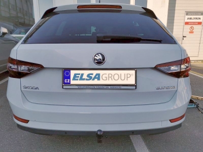 Tažné zařízení Škoda Superb sedan 2015-2019 (III), vertikální, Westfalia