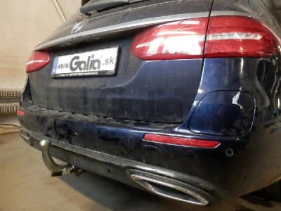 Tažné zařízení Mercedes Benz E kombi 2016- (S213), bajonet, Galia