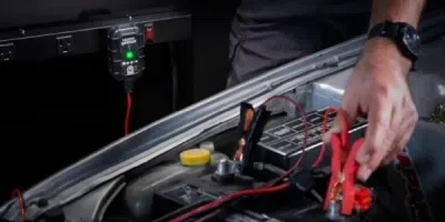 GENIUS1 automatisk batterilader 1 A til 6 V og 12 V