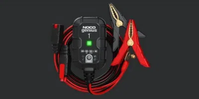 GENIUS1 automatisk batterilader 1 A til 6 V og 12 V