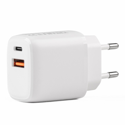 PRO-09 USB + USB-C síťová nabíječka 20W Quick Charge 230V AMIO-02935