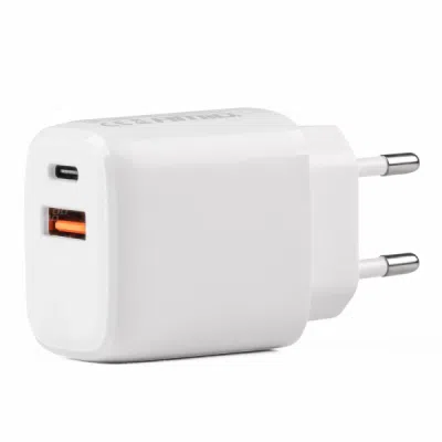 PRO-09 USB + USB-C síťová nabíječka 20W Quick Charge 230V AMIO-02935