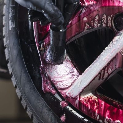 K2 Roton PRO Vanteenpuhdistusaine "bleeding wheel", 5 litraa