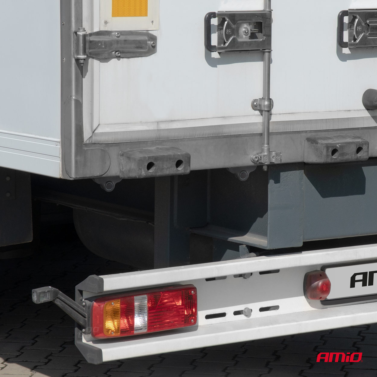 AMiO - Parkovací asistent LED COB 4-senzorové čierne 19mm TRUCK