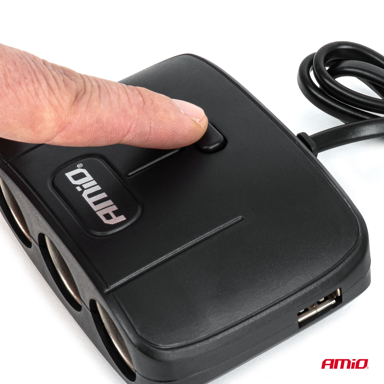 AMiO - Predlžovacia zásuvka 2x USB-A ON/OFF 12/24V 100W 70cm