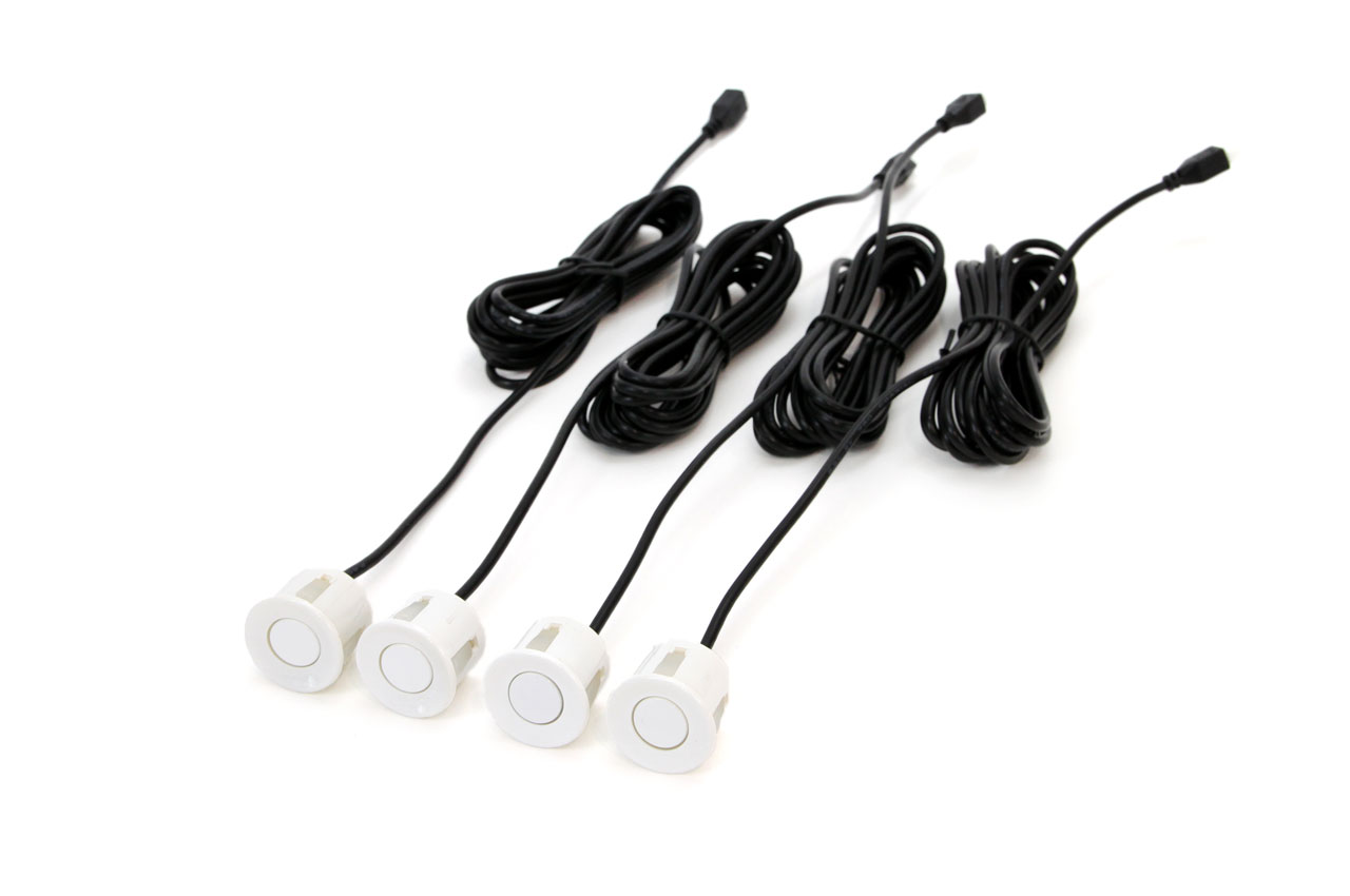 AMiO - Parkovací asistent TFT01 4,3” s kamerou CAM-402 LED v podložke pod ŠPZ, 4-senzorové, biele