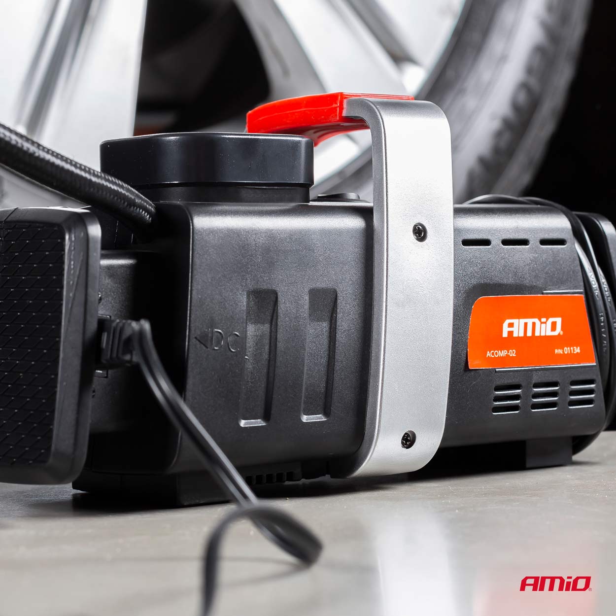 AMiO - Kompresor do auta 12V/230V, Acomp-02