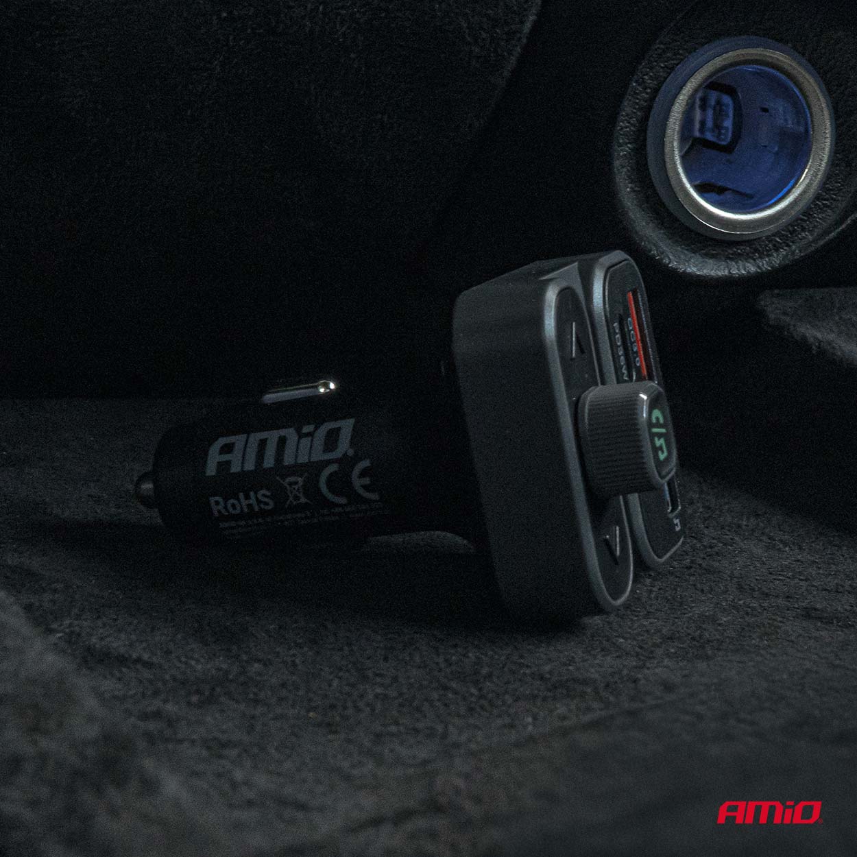 AMiO - FM transmitter 2×USB-A 1×USB 12V 24V
