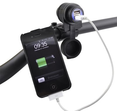 dvojitá USB zásuvka s uchycením na řídítka