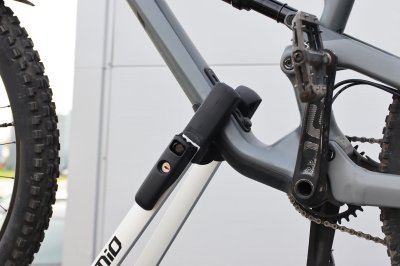 AMiO - Strešný nosič bicyklov RBR-02