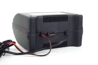 AMiO - Nabíjačka auto/moto batérií SBC-6A 12V