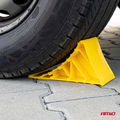 CarCommerce - Zakladací klin pod koleso automobilu, plastový