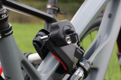AMiO - Nosič na bicykle na ťažné zariadenie auta TBC-01/2