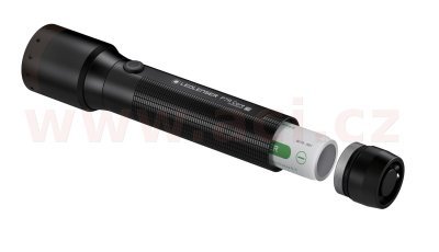 LED LENSER P7R CORE - ruční svítilna se superledkou, dosvit 300 m, záruka 7 let